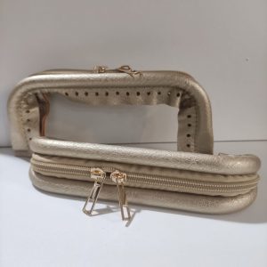 Chiusura a molla con lampo pelle